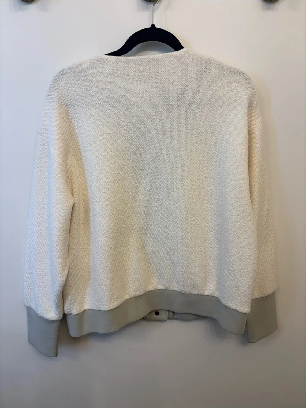 NWT Varley Margate Textured Sweater in Ivory size Medium Bomber sweatshirt - Picture 3 of 8